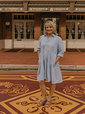 about-lisa-vest About Author Coach, Editor, and Publisher - Lisa Vest